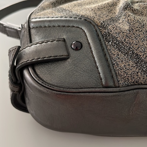 Burberry Shimmer check crossbody bag - Picture 5 of 16